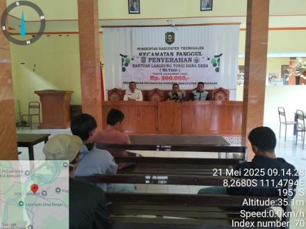 Pembagian BLT dari Dana Desa Banjar Bulan Mei 2025